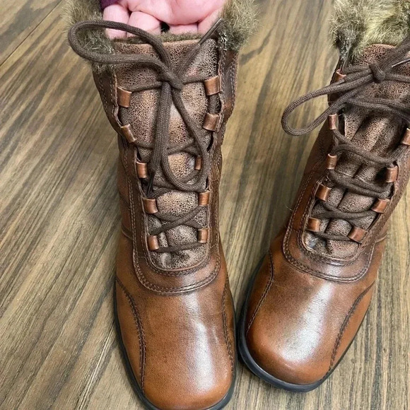 Naturalizer Brown Leather Lace Up Faux Fur Trim Wedge Heel Boots Women’s size 8W - Picture 5 of 16